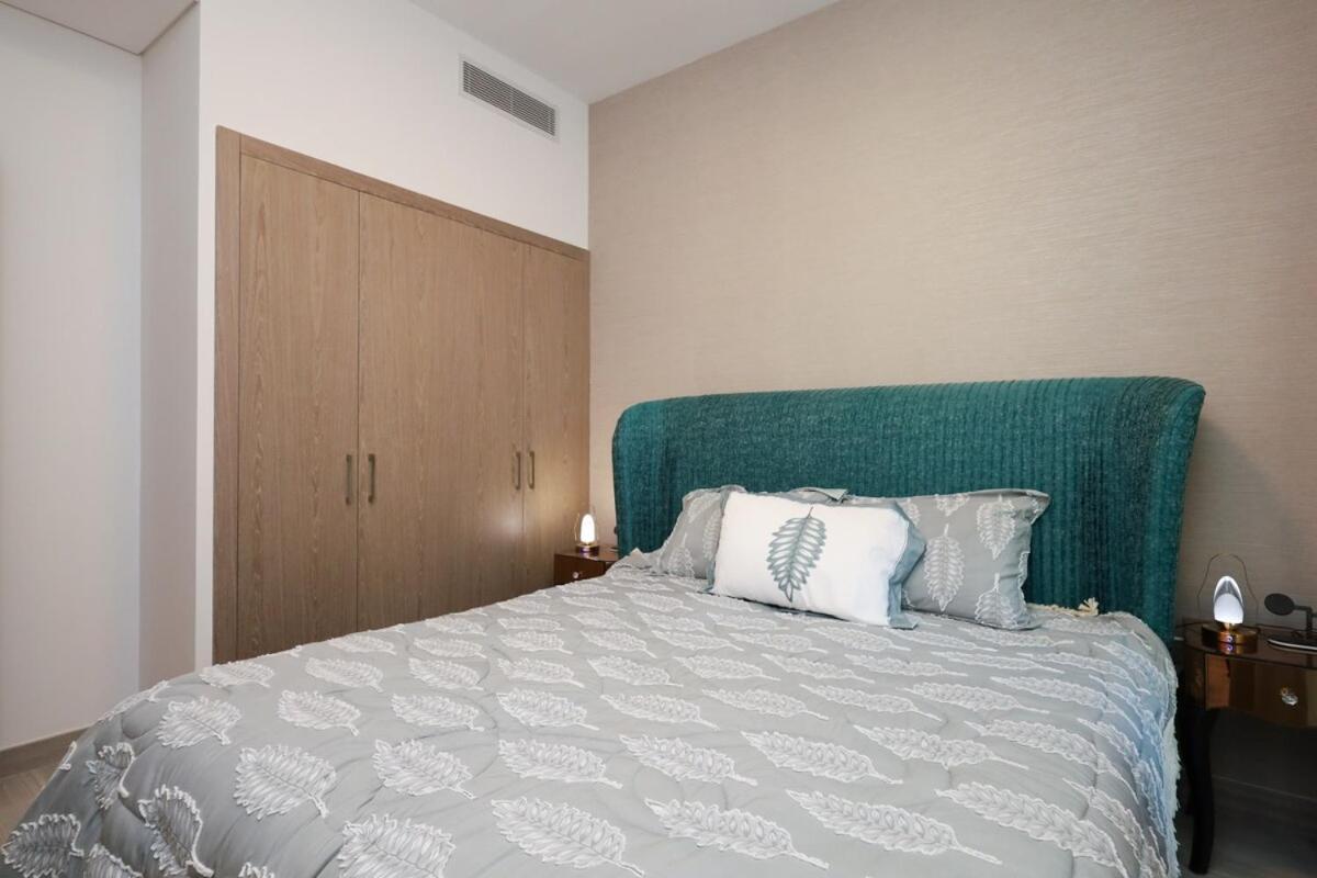 Stunning 4 Bed Villa, Private Pool, Damac Hills Dubai Bagian luar foto